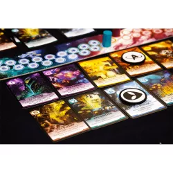 Not Alone | Geek Attitude Games | Strategy Board Game | Nl